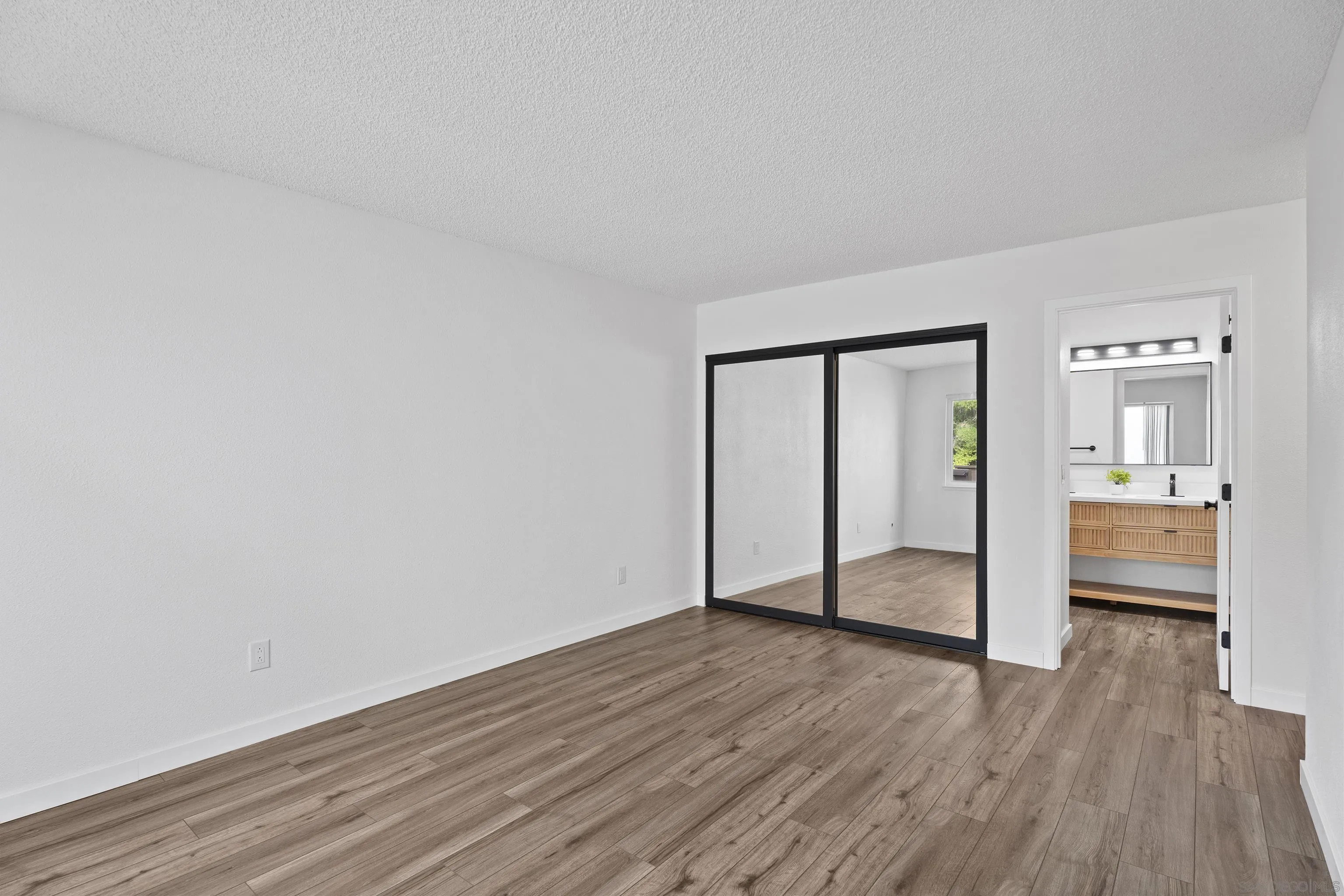 Photo #22: 260004467 Listing: Photo #22