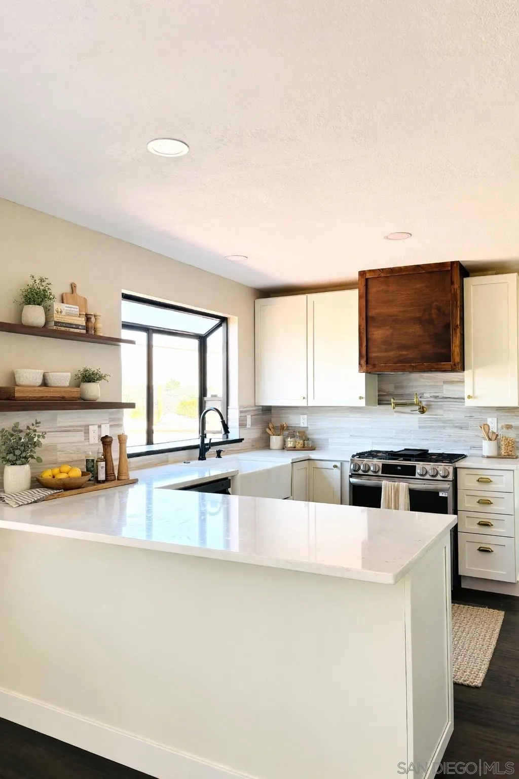 https://cdn.realtyfeed.com/cdn/127/260004471/94a072719b1c20311a64571a9257c7ef.webp