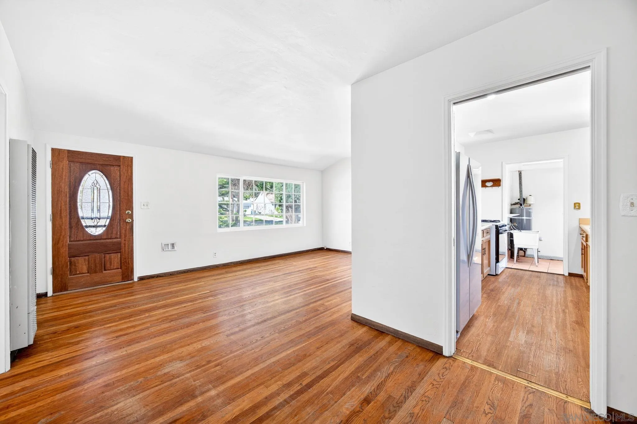 https://cdn.realtyfeed.com/cdn/127/260004475/3669ea3f70043b1597fb84646a460c56.webp