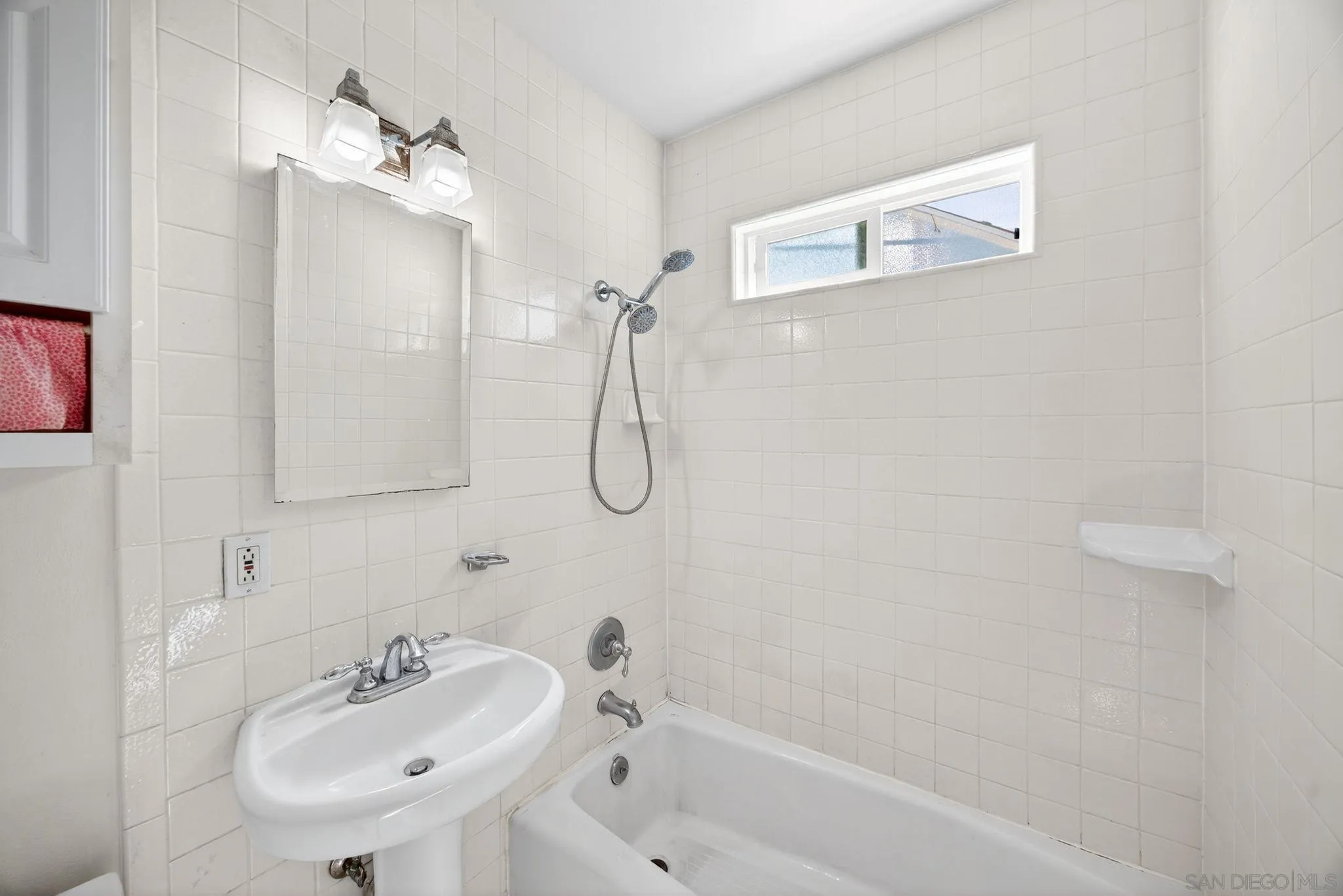 https://cdn.realtyfeed.com/cdn/127/260004475/5921727c092b79f88e44caa7f6c436f4.webp