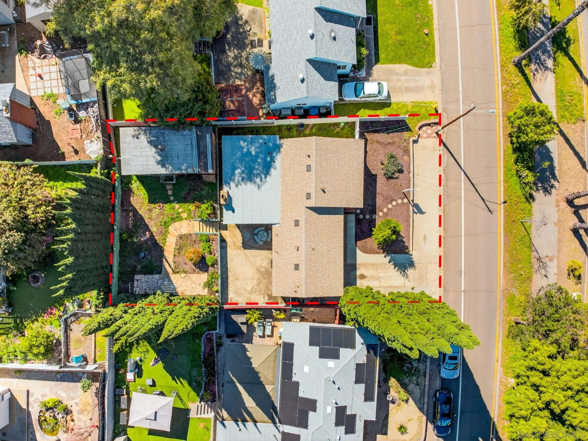 https://cdn.realtyfeed.com/cdn/127/260004475/d88764b6962ff14af98c9b42aaf3f2f1.webp
