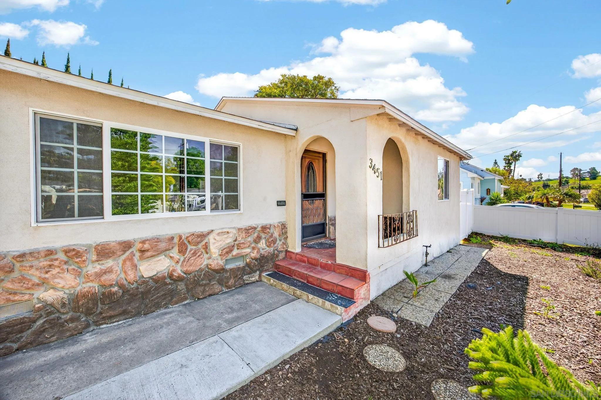 https://cdn.realtyfeed.com/cdn/127/260004475/d8fc12e0f073e46c432a077821180112.webp