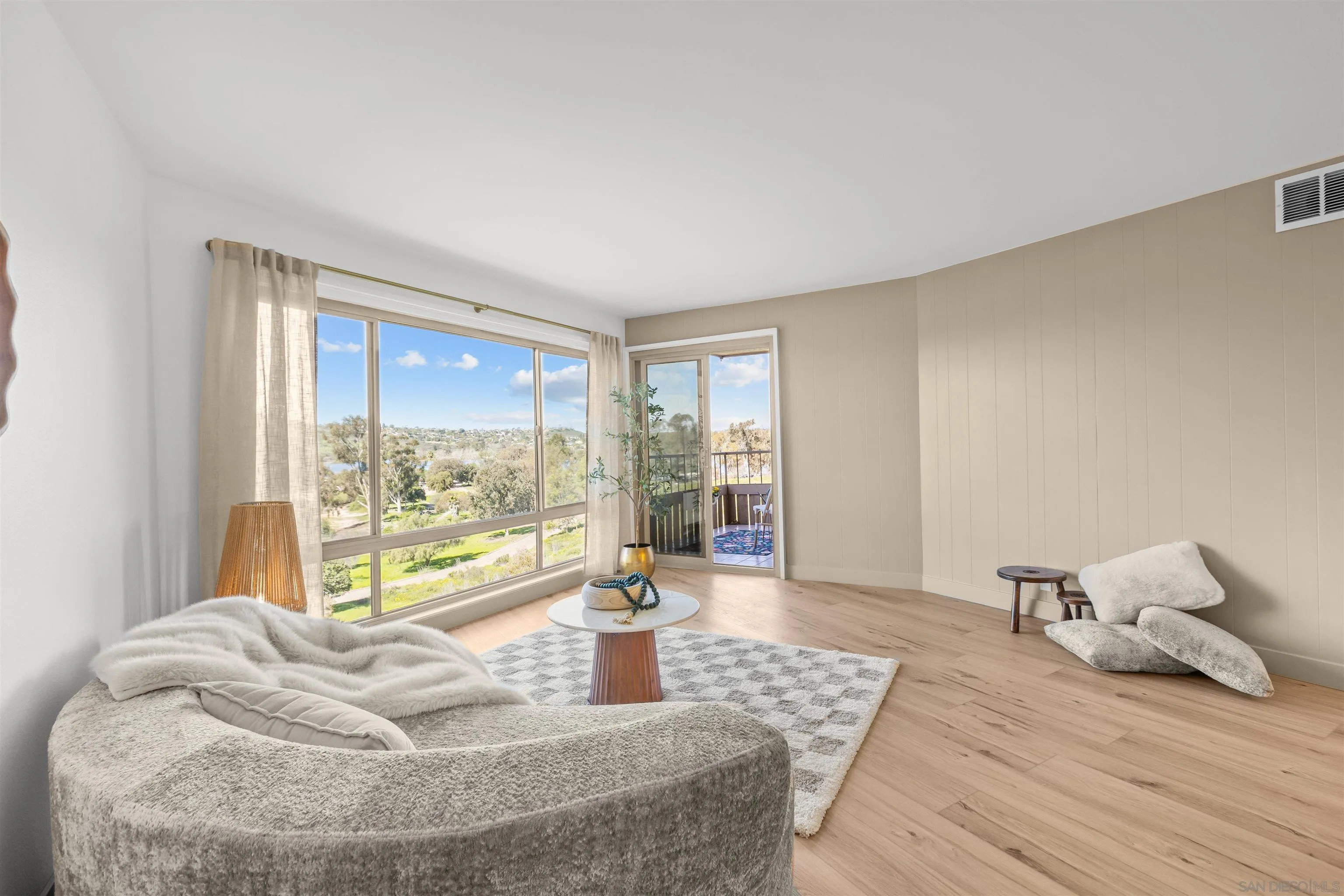 Photo #5: 260004477 Listing: Photo #5