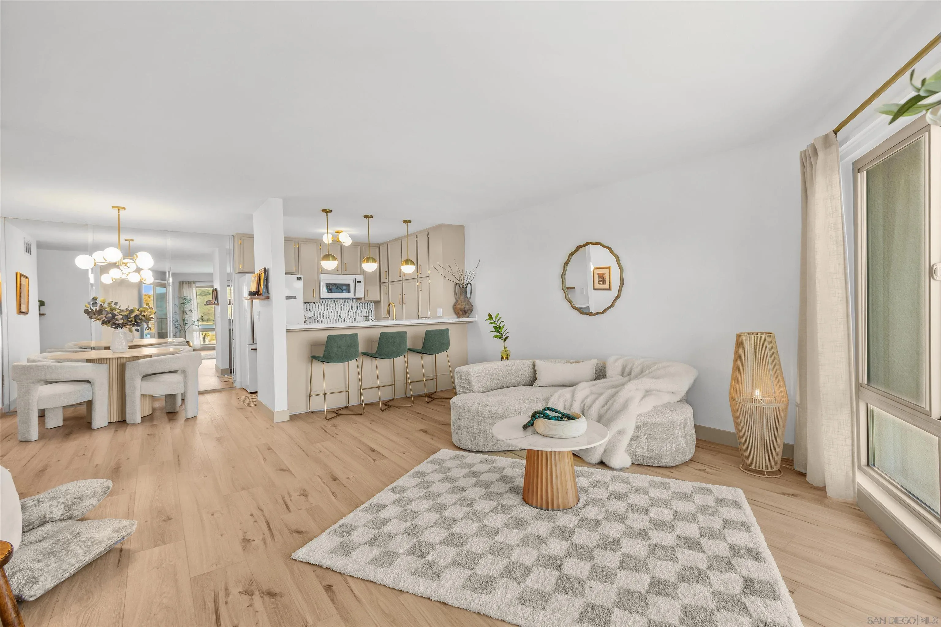 Photo #8: 260004477 Listing: Photo #8