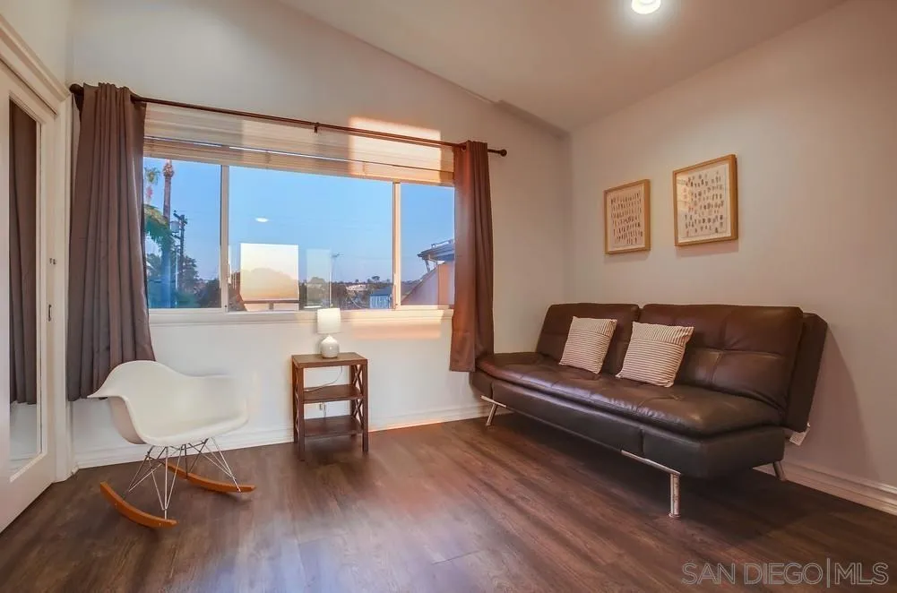 https://cdn.realtyfeed.com/cdn/127/260004479/556ee7eb1c12d44f5a1eb934293a5037.webp