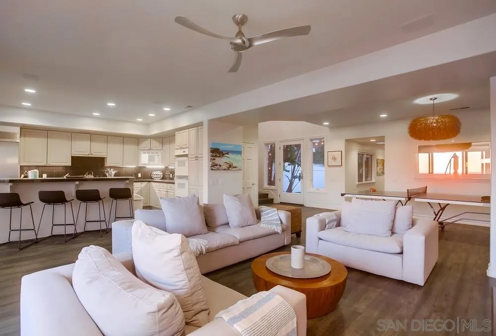 https://cdn.realtyfeed.com/cdn/127/260004479/63f423d3a4b26ebf9a10a621515b03c2.webp