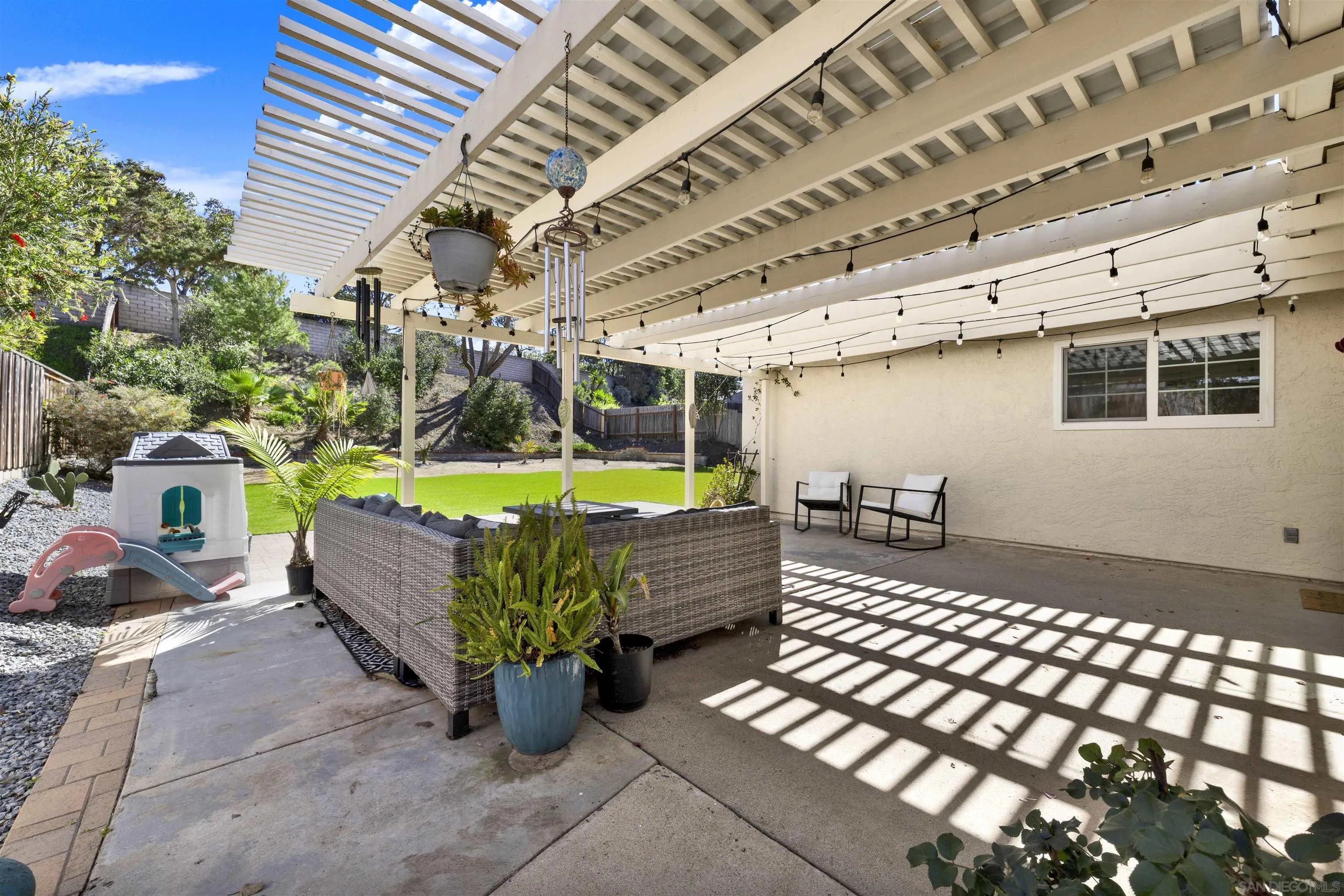 https://cdn.realtyfeed.com/cdn/127/260004483/0ad0122b98619370511966fa57162855.webp
