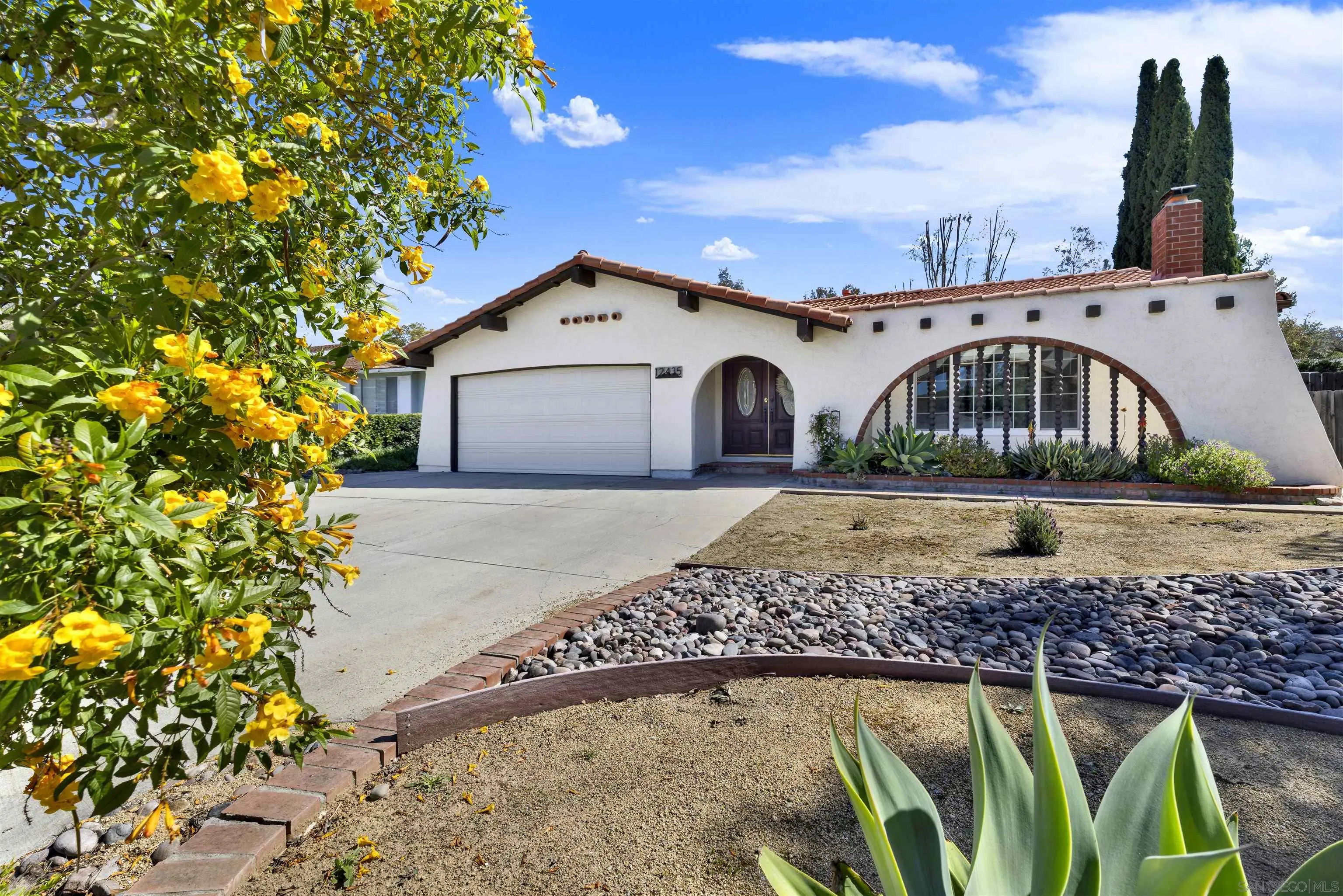 https://cdn.realtyfeed.com/cdn/127/260004483/3373adcd497bdf9f0efe2793685dd14f.webp