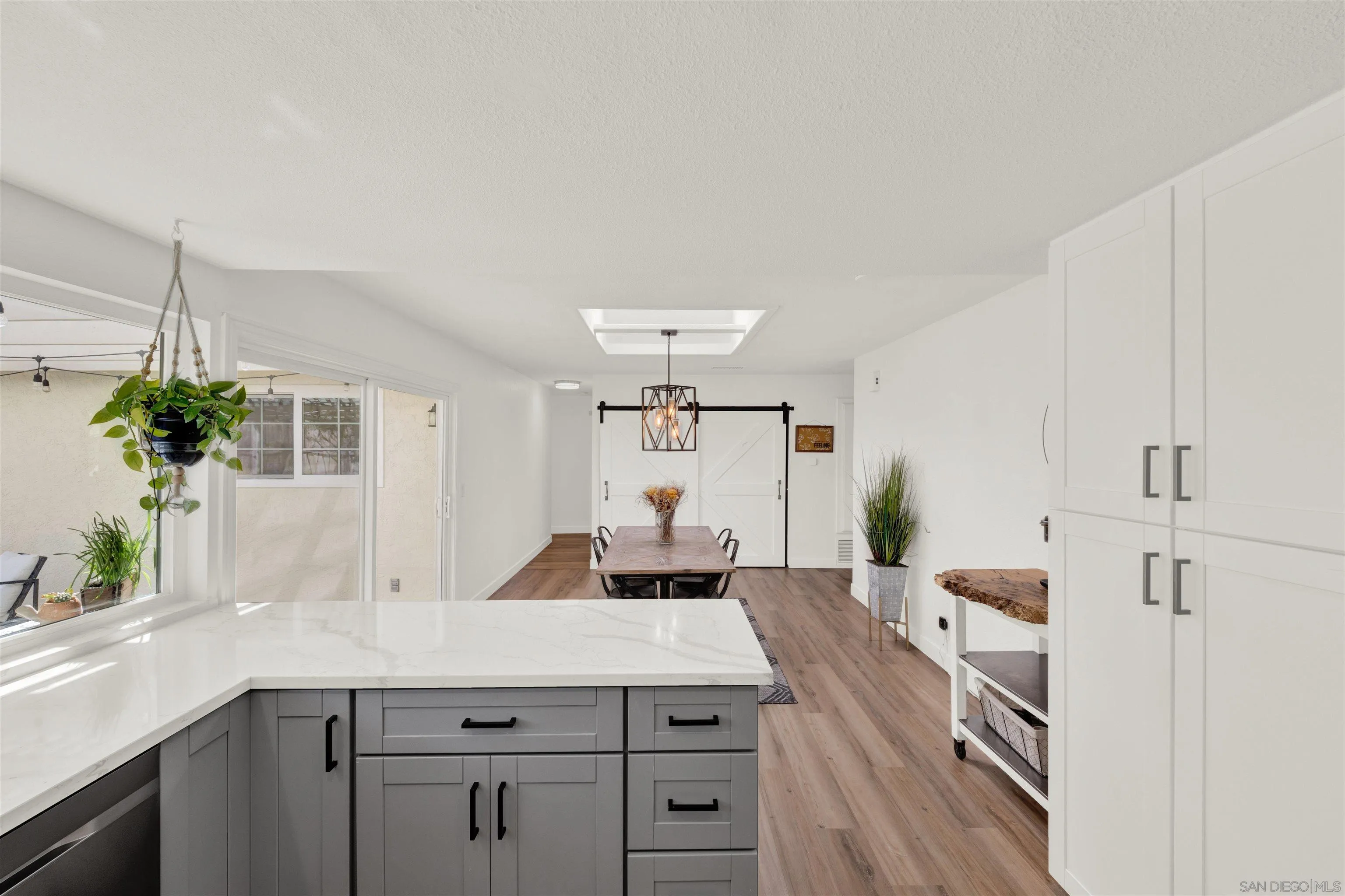 https://cdn.realtyfeed.com/cdn/127/260004483/35836ad391ff3472a6db47ead3c4a0fc.webp