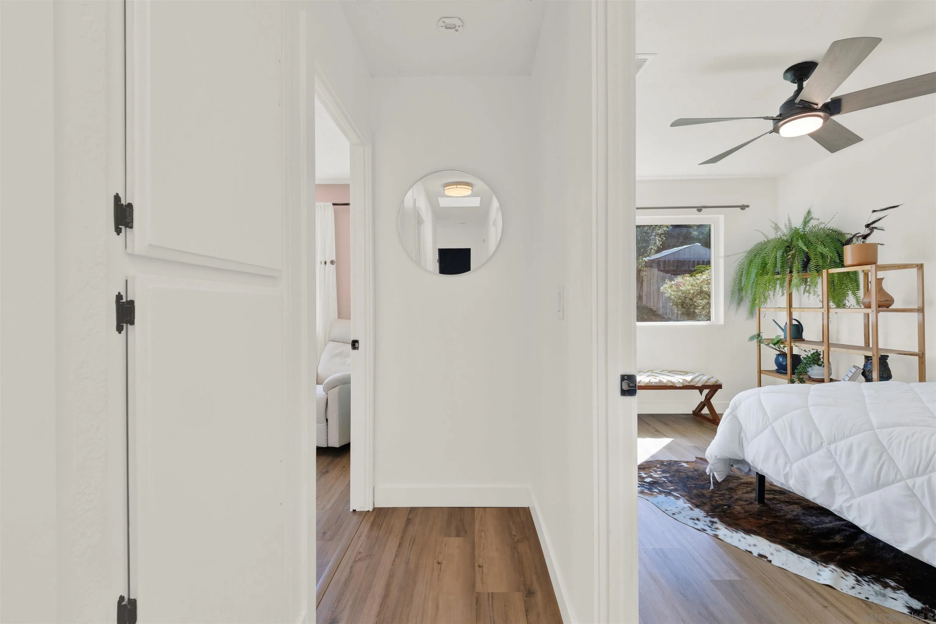 https://cdn.realtyfeed.com/cdn/127/260004483/b77bc9ffab59e3e290eb457b6dfa7896.webp