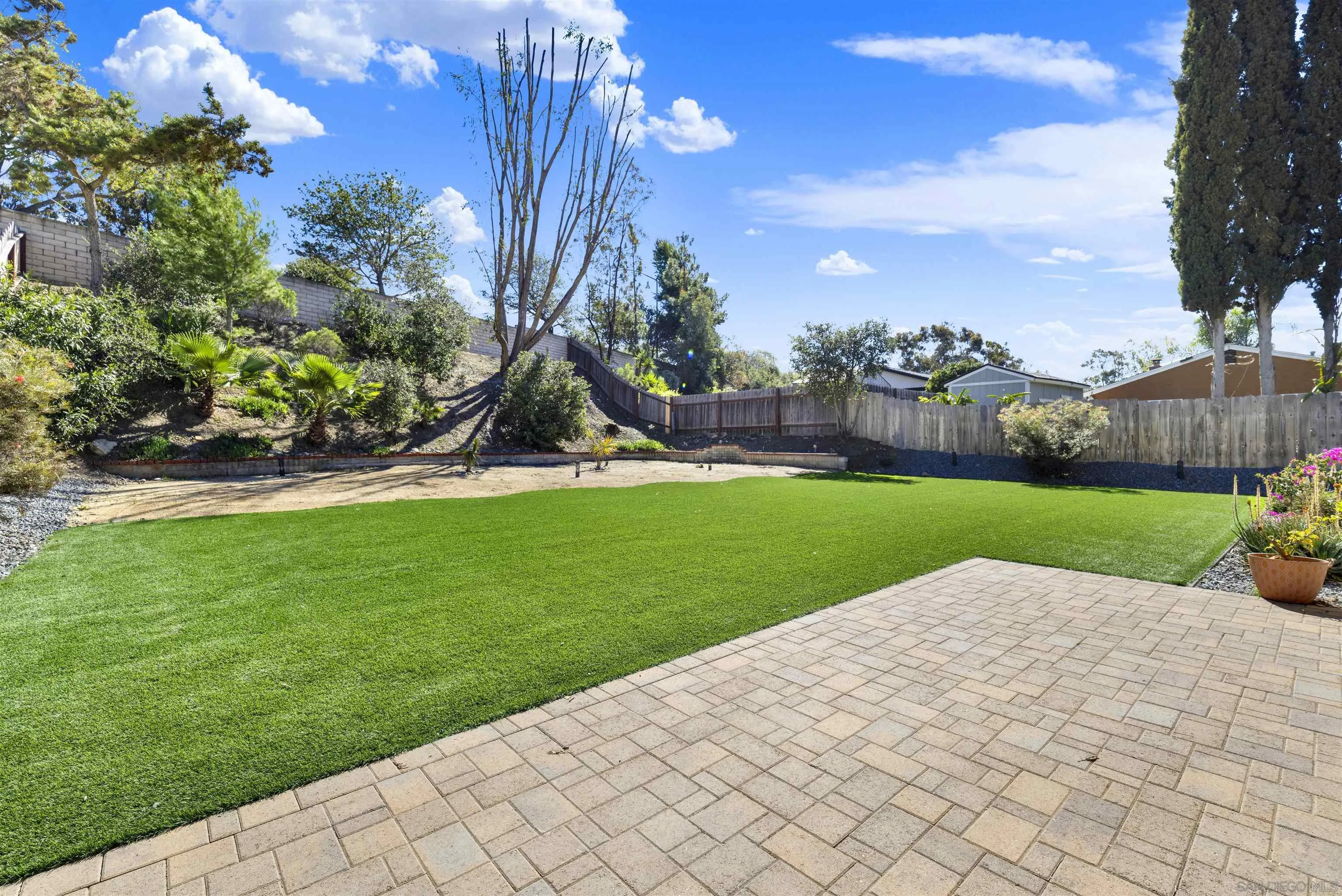 https://cdn.realtyfeed.com/cdn/127/260004483/f231c6c401127ce5a59b4419b630702d.webp