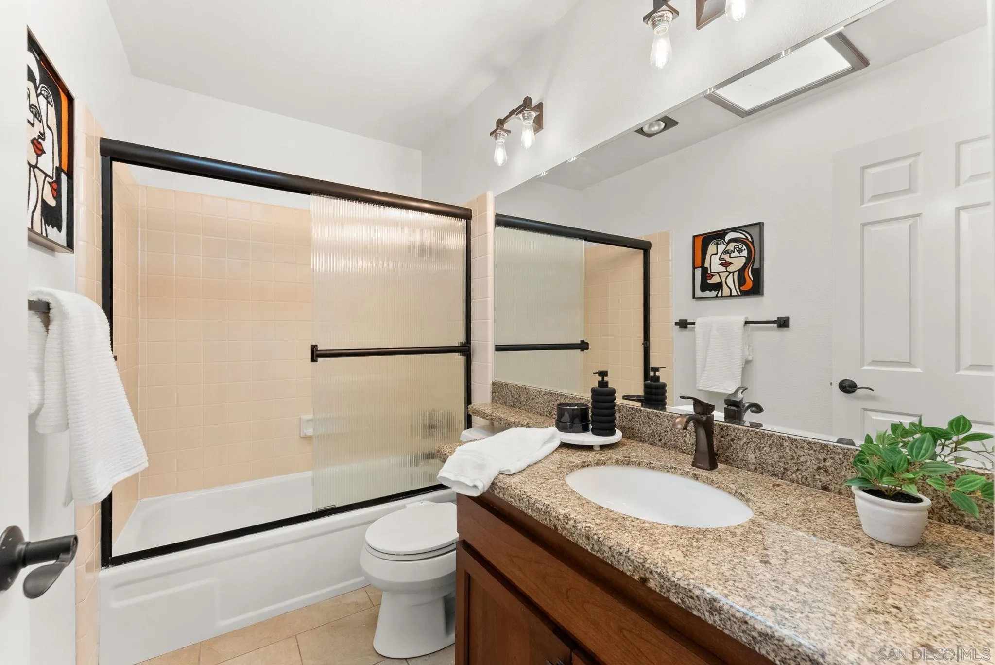 Photo #15: 260004484 Listing: Photo #15