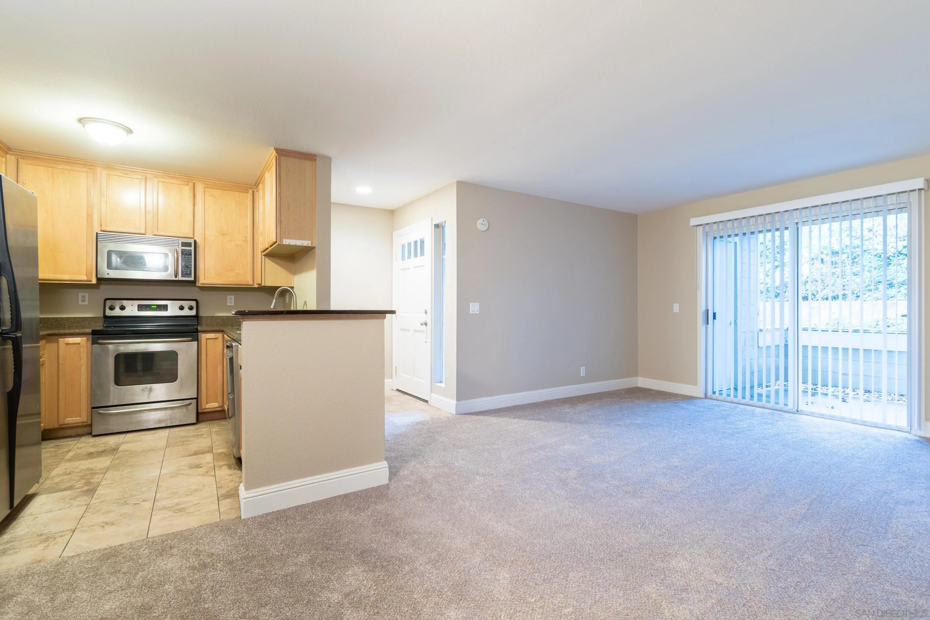 Photo #2: 260004487 Listing: Photo #2