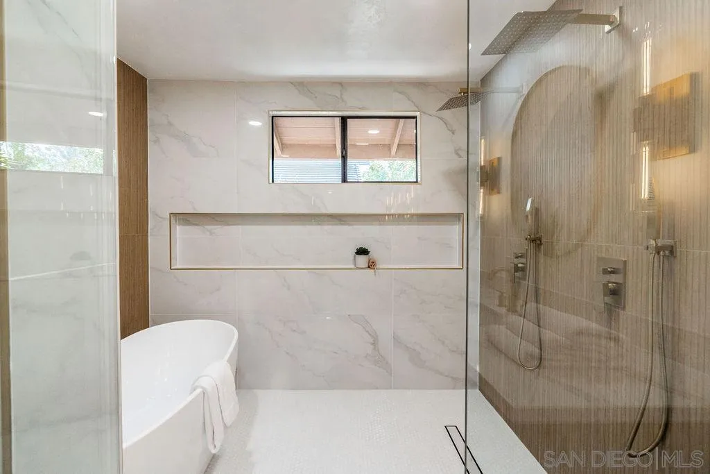 https://cdn.realtyfeed.com/cdn/127/260004488/5cf74045120fd9451e1ec8e9e38c0dab.webp