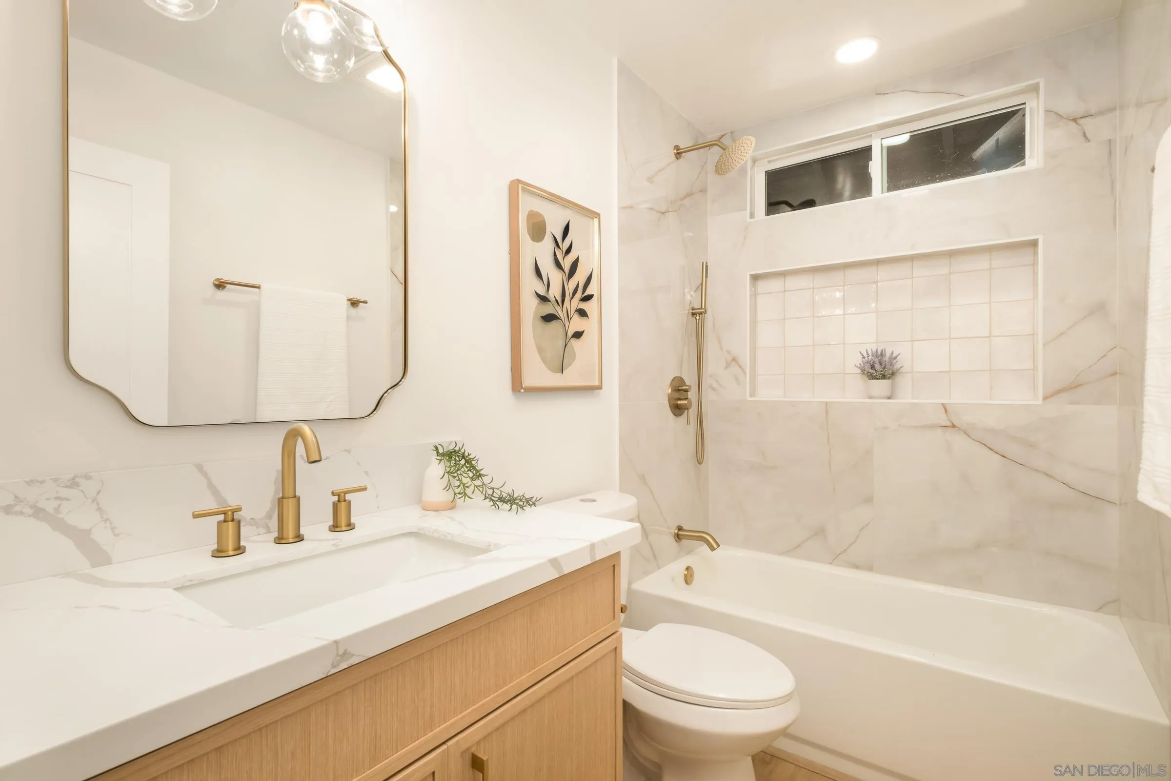 https://cdn.realtyfeed.com/cdn/127/260004495/3744d174c5a07cc78e483e09abcacd59.webp
