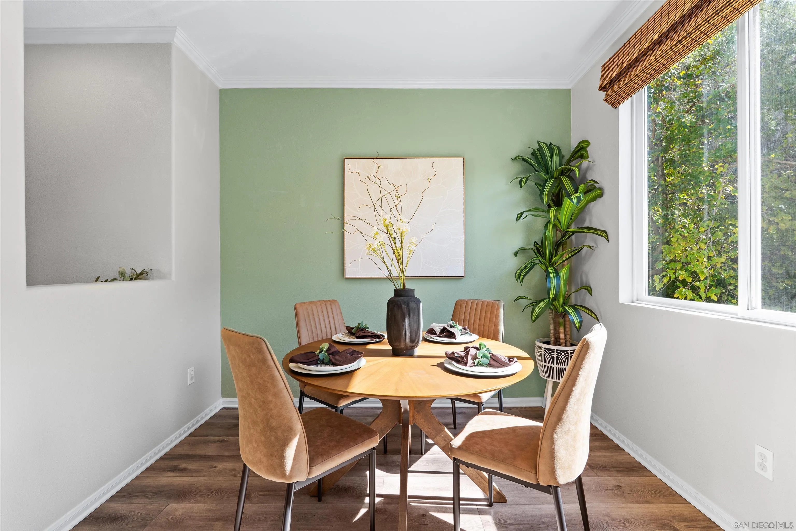 https://cdn.realtyfeed.com/cdn/127/260004497/68f852c6e370498d06db136496d8bc6a.webp