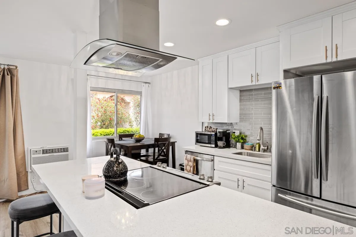 Photo #2: 2600045 Listing: Photo #2