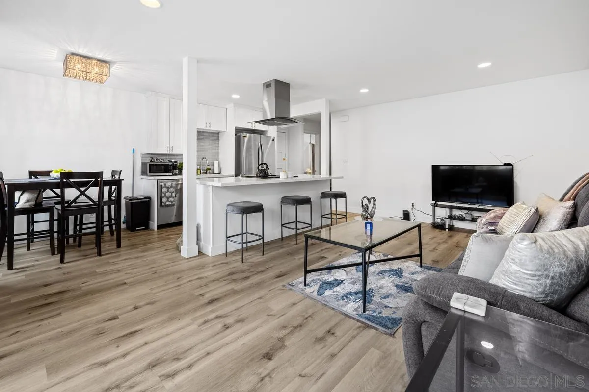 Photo #9: 2600045 Listing: Photo #9