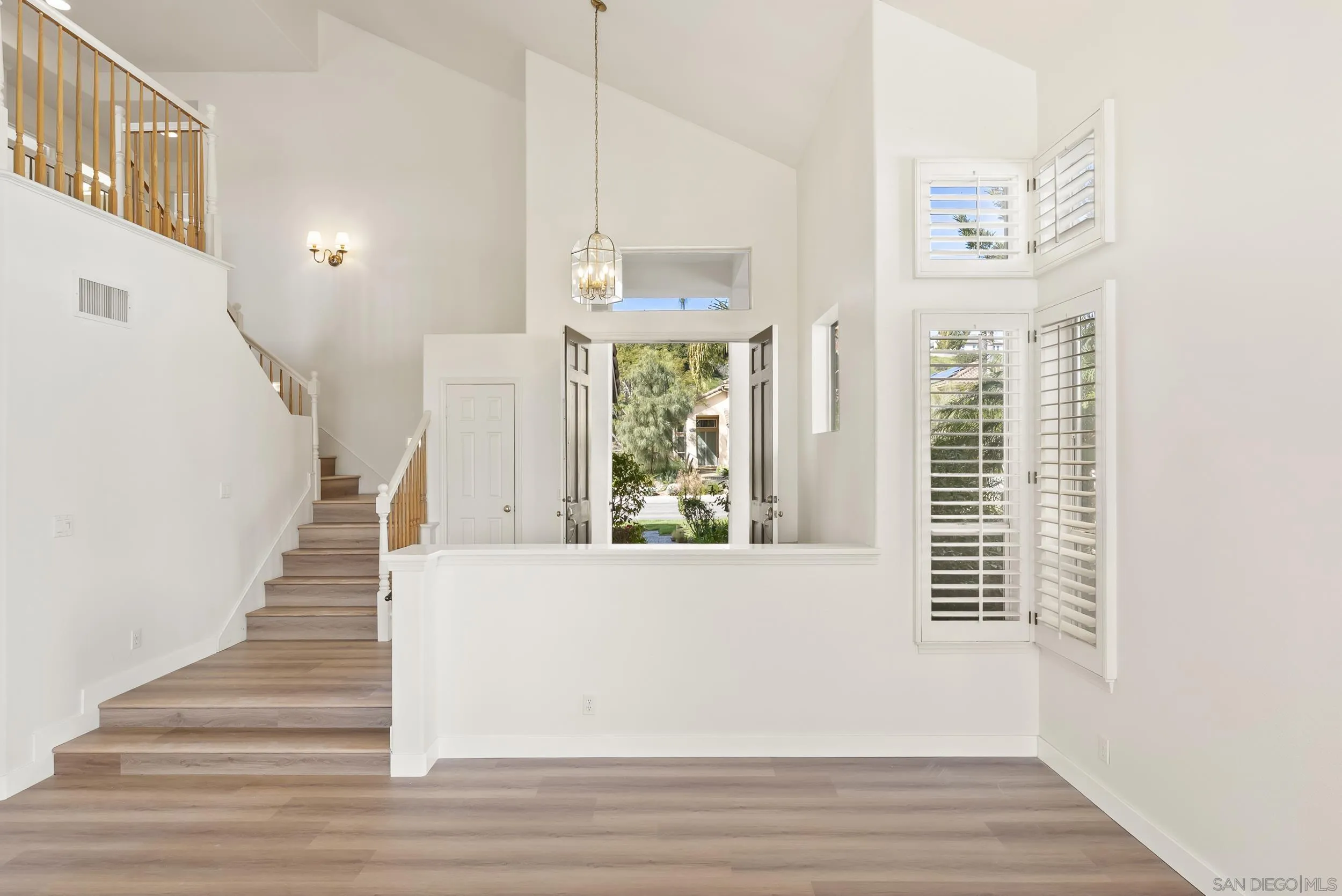 https://cdn.realtyfeed.com/cdn/127/260004506/eb58ec2a4fe3acec70da52912a669956.webp