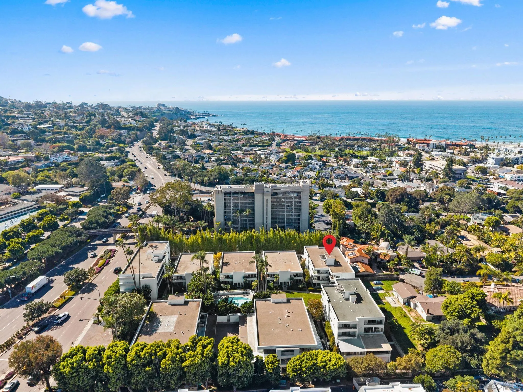 https://cdn.realtyfeed.com/cdn/127/260004507/064701d6d958f4f0fba666df48a318fd.webp