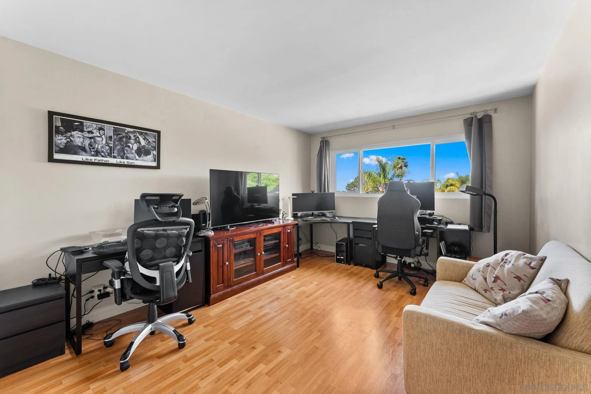 https://cdn.realtyfeed.com/cdn/127/260004507/634342826934205cb00c064013b3abb1.webp