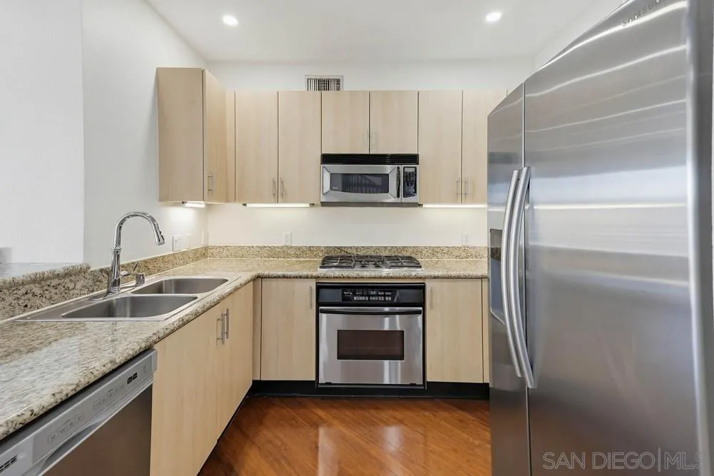Photo #8: 260004512 Listing: Photo #8