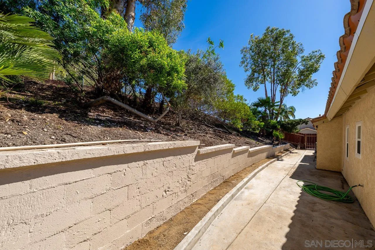 https://cdn.realtyfeed.com/cdn/127/260004514/02bd94cb50d80e3692290d46ce646eed.webp