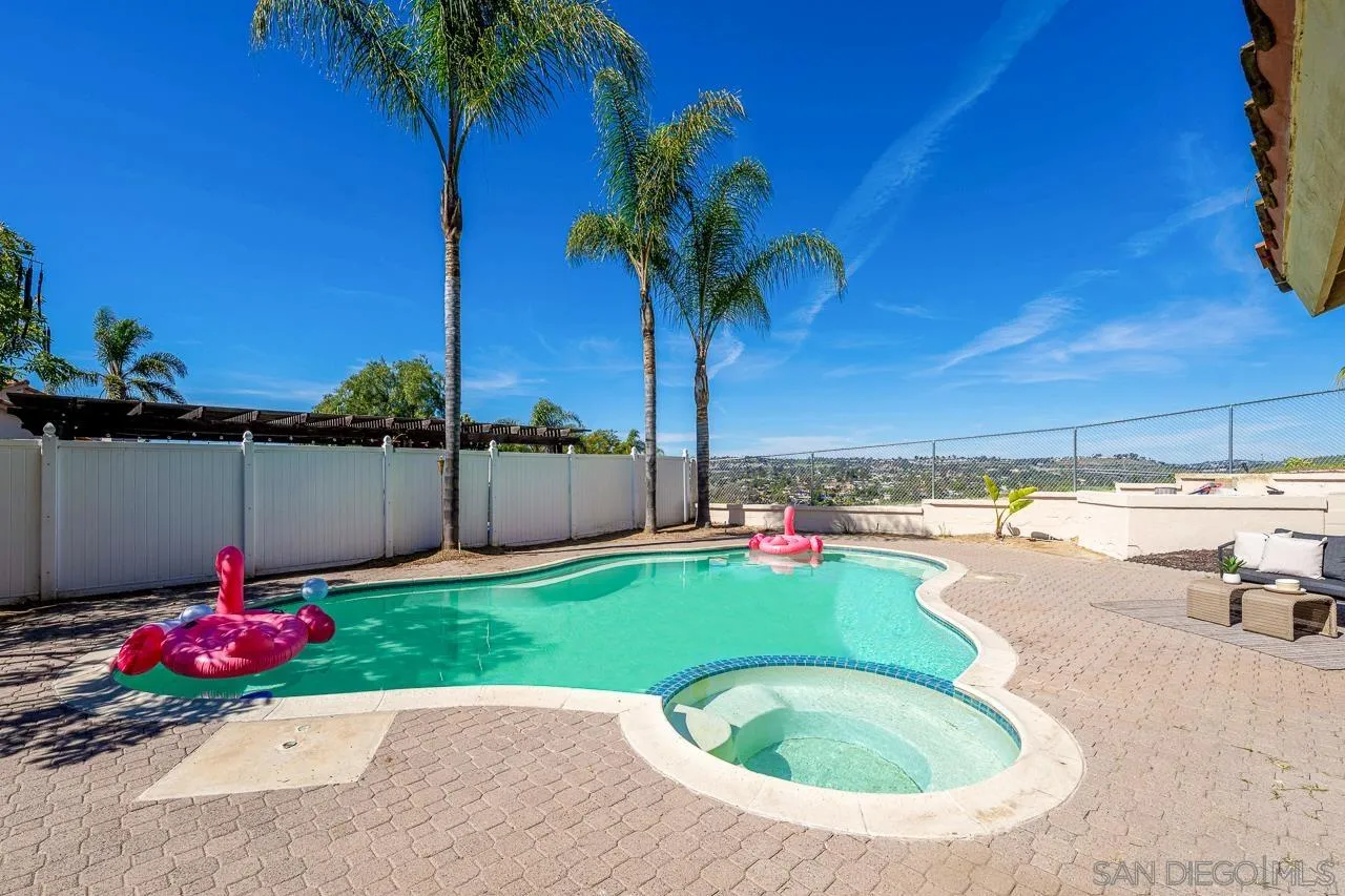https://cdn.realtyfeed.com/cdn/127/260004514/57606571b53306e25a9a9d88db3b6daa.webp