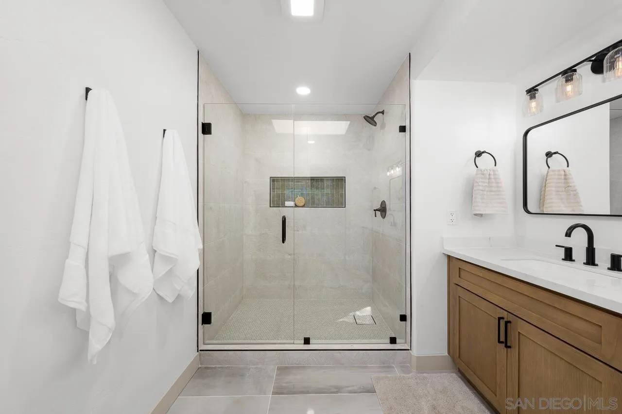 https://cdn.realtyfeed.com/cdn/127/260004514/75f636b3a7ead015f84c41045af9ddd9.webp