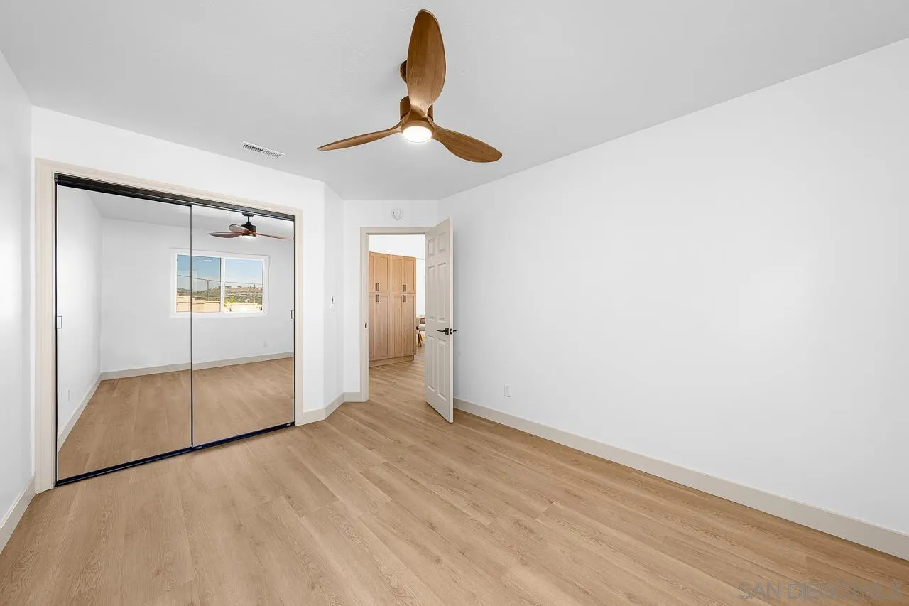 https://cdn.realtyfeed.com/cdn/127/260004514/7be0765f9b9c0eadf8c9757abe4d8c77.webp
