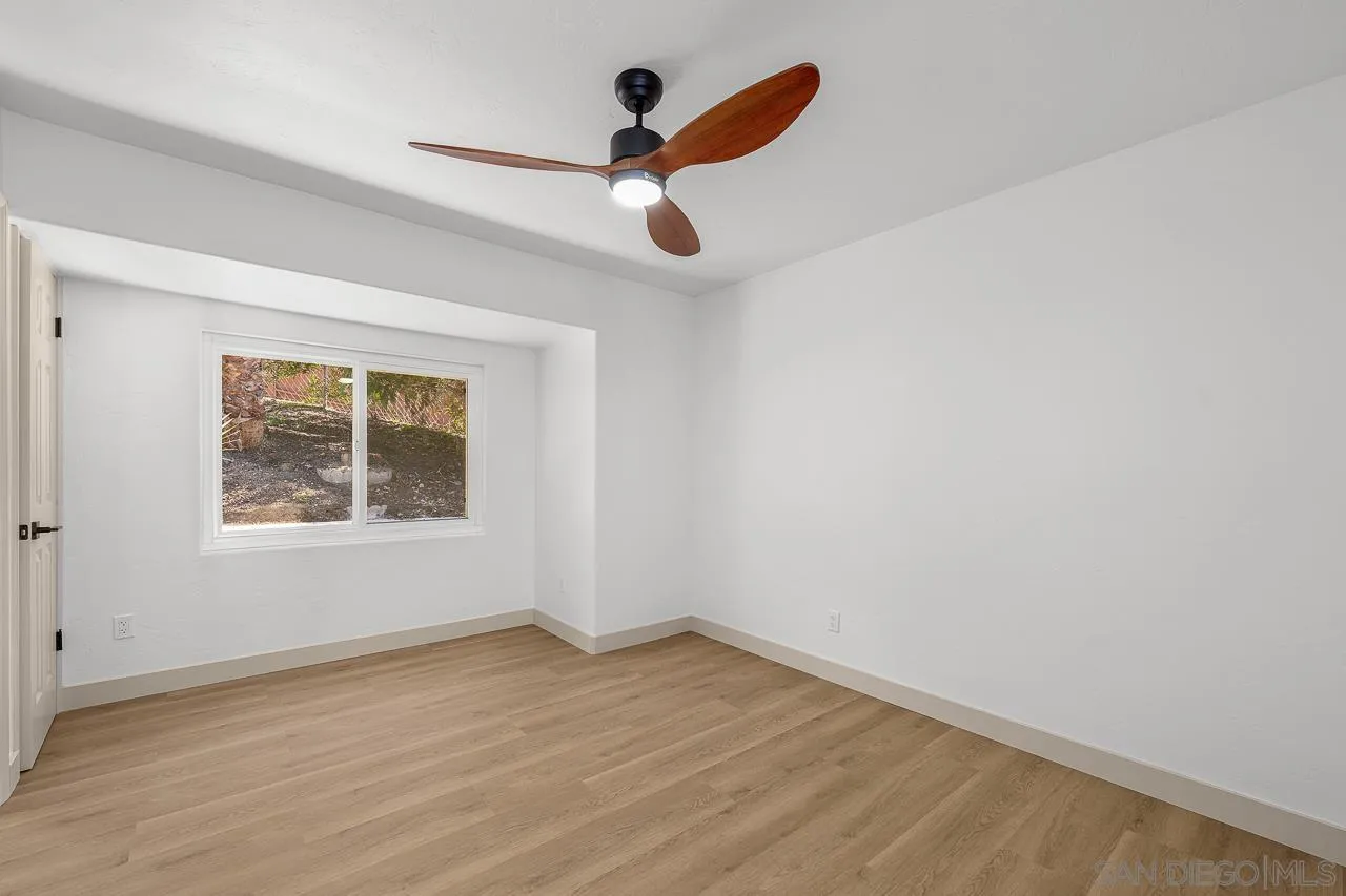 https://cdn.realtyfeed.com/cdn/127/260004514/e2fba92b07847e55b68142366ab19765.webp