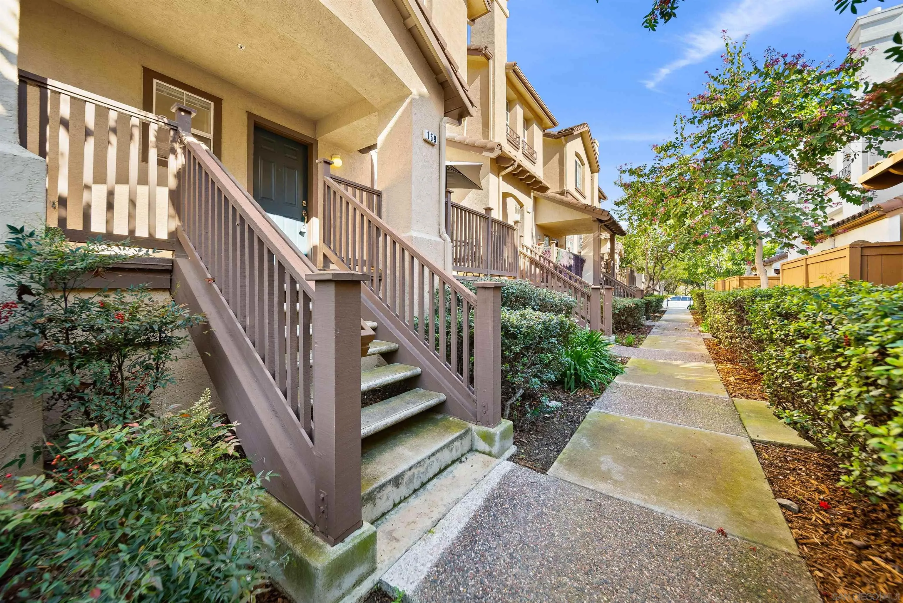 Featured listings