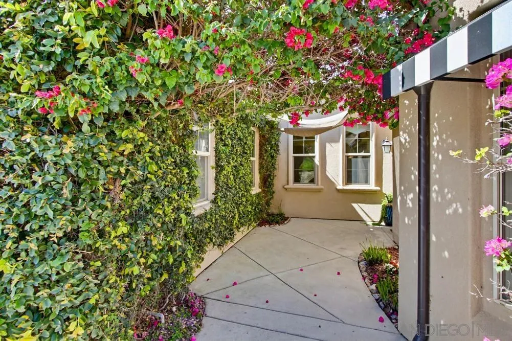 https://cdn.realtyfeed.com/cdn/127/260004517/48793132ad8e74ef18640928988a6286.webp