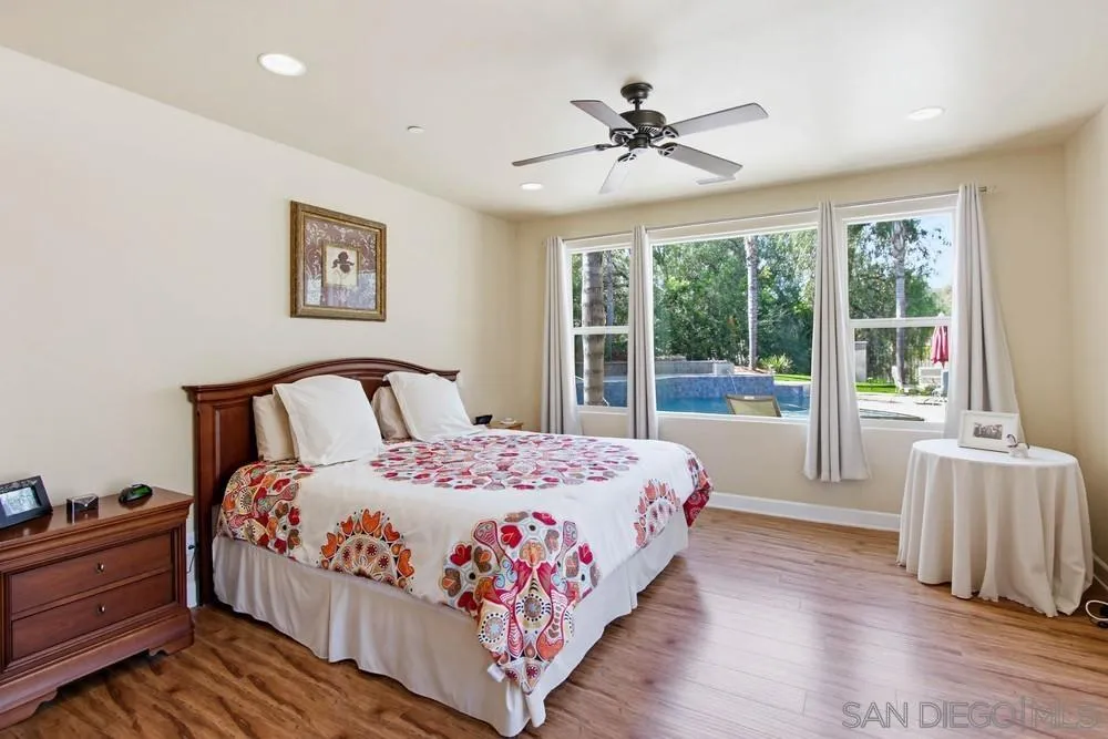 232 Calle Florecita, Escondido, CA, 92029