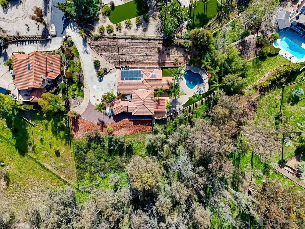 232 Calle Florecita, Escondido, CA, 92029