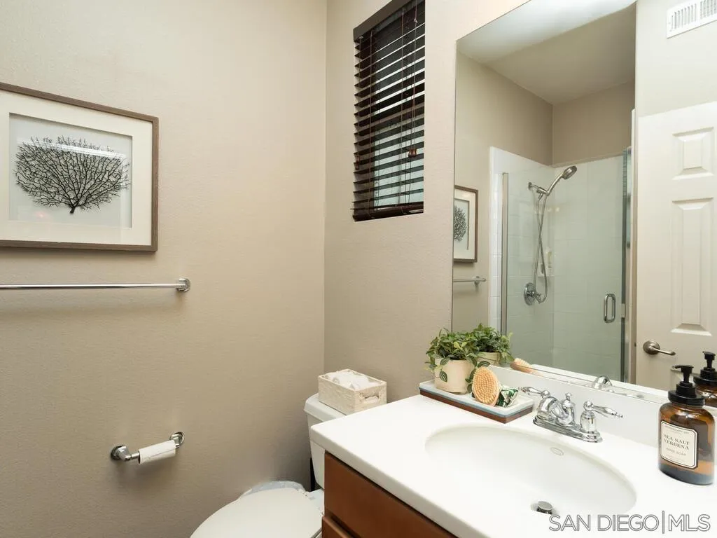 Photo #9: 260004518 Listing: Photo #9