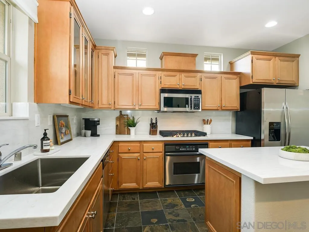 Photo #12: 260004518 Listing: Photo #12