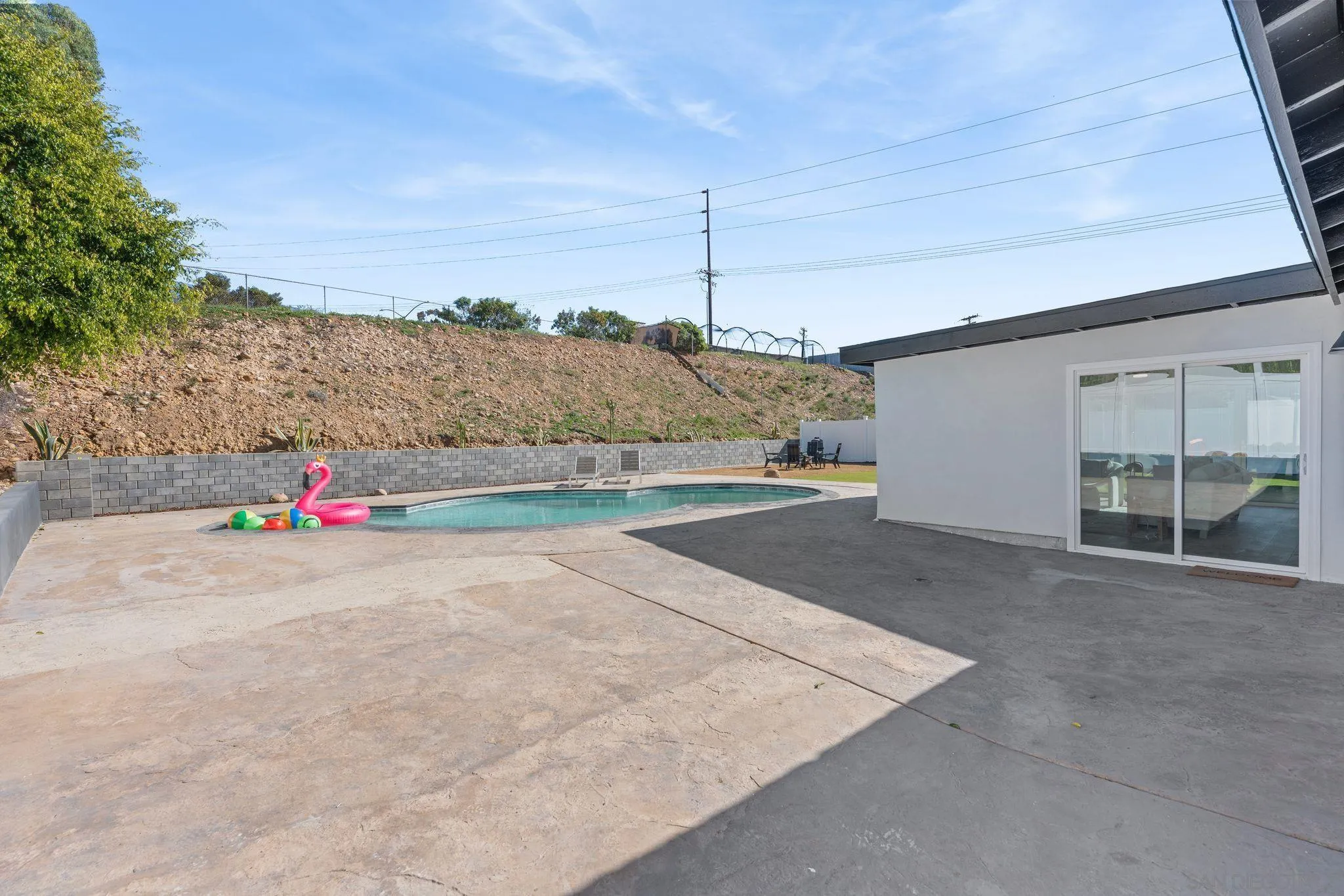 https://cdn.realtyfeed.com/cdn/127/260004523/9a509d186d576264d16d89a178ff2154.webp
