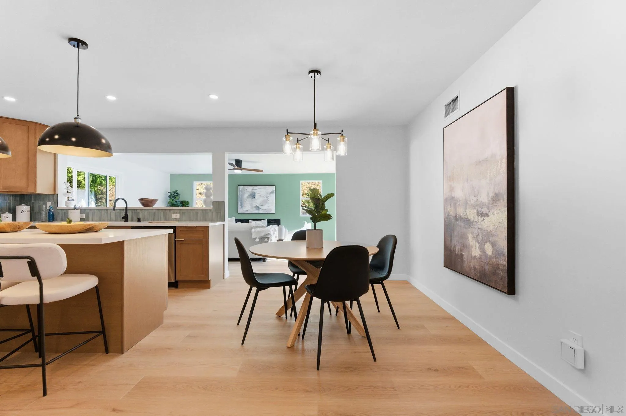 157 Thrasher Way, El Cajon, CA 92020 - Photo 5 of 36, El Cajon, CA