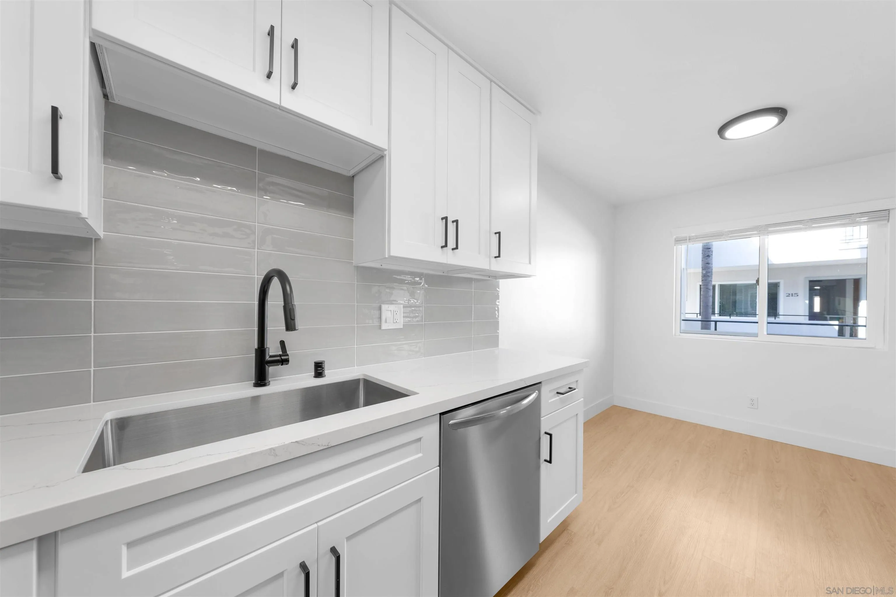 Photo #11: 260004525 Listing: Photo #11