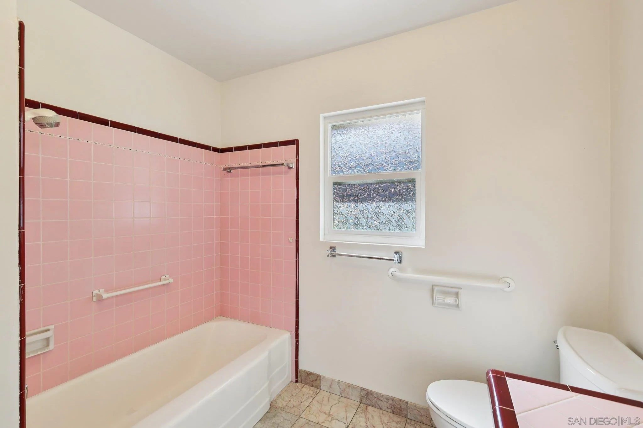 https://cdn.realtyfeed.com/cdn/127/260004528/b270abbcec3f8a1993e60aa6d385644d.webp