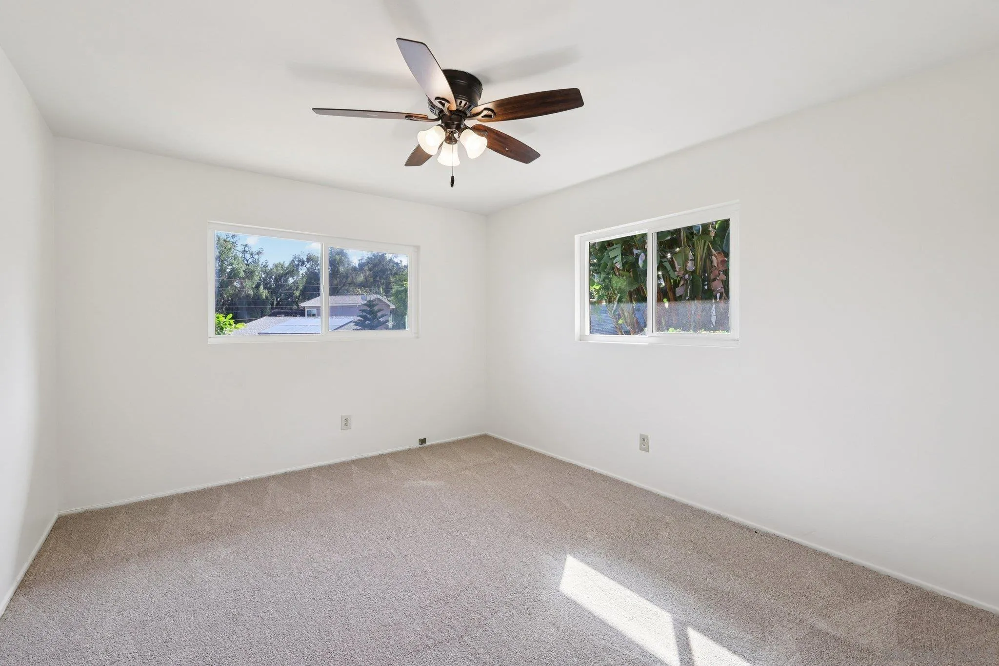 https://cdn.realtyfeed.com/cdn/127/260004528/e27c04b21044b19e93a45d5d85249752.webp