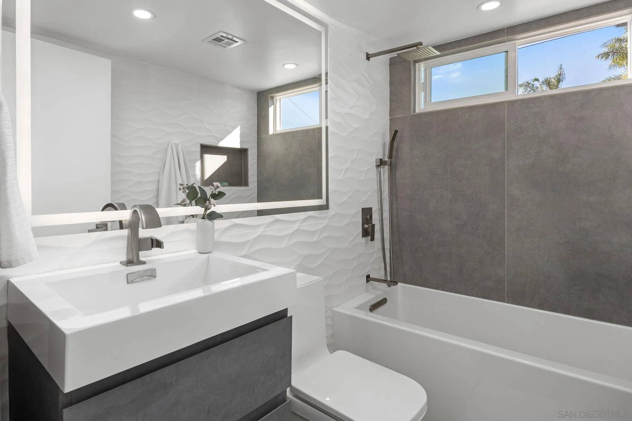 Photo #14: 260004532 Listing: Photo #14