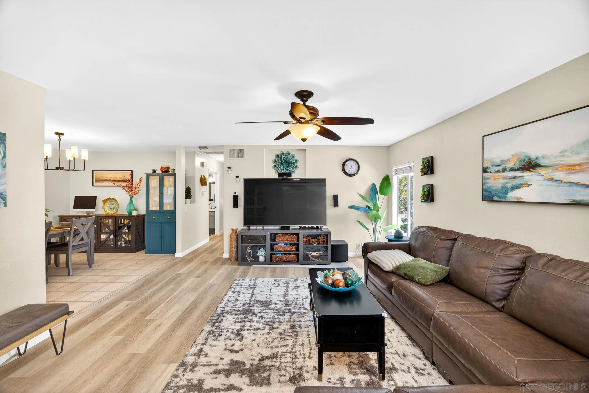 https://cdn.realtyfeed.com/cdn/127/260004533/7007550cd6a0a04aa30d6bda70d1cc67.webp