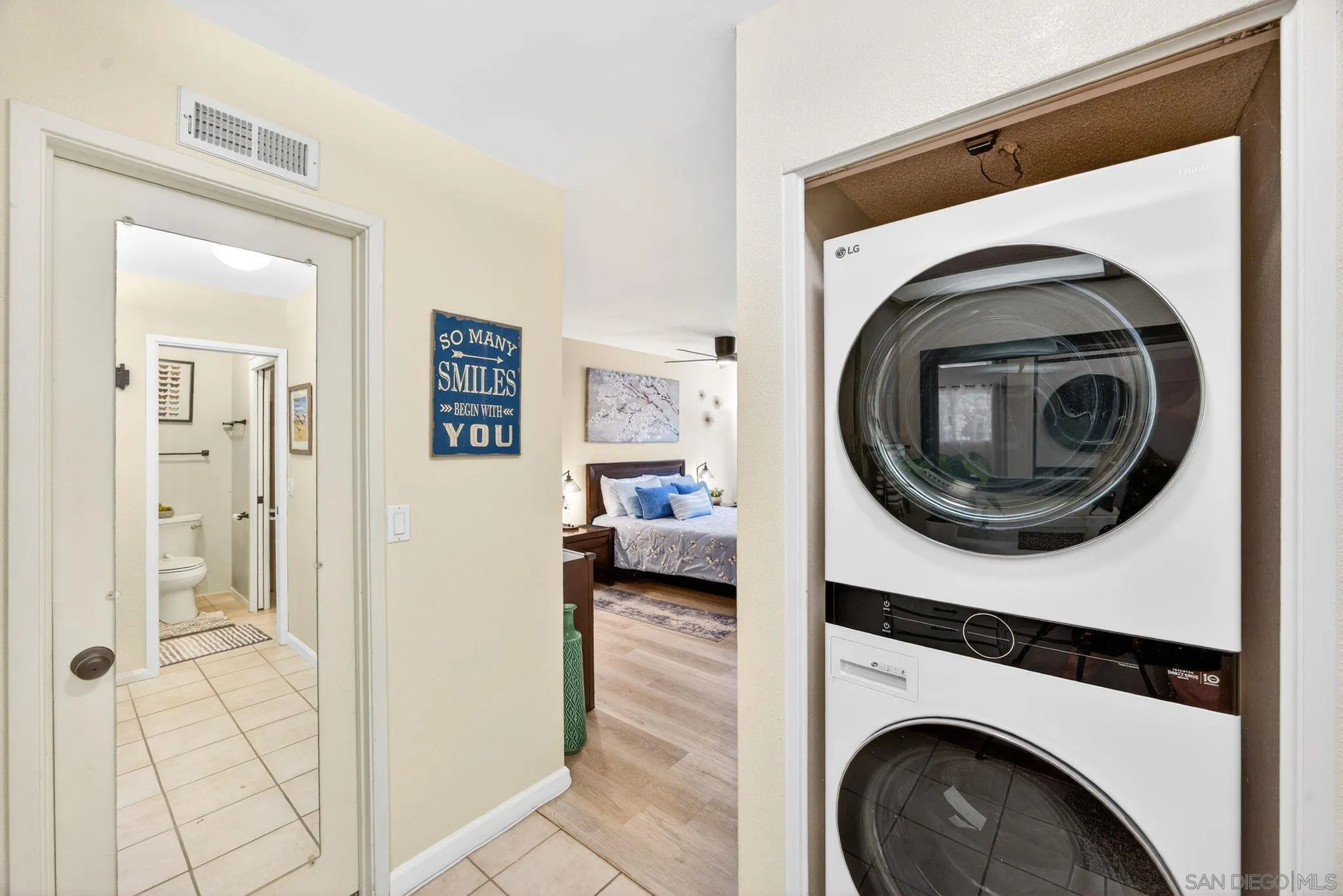 https://cdn.realtyfeed.com/cdn/127/260004533/f7c23b7f1b154e04750952cf51a41229.webp