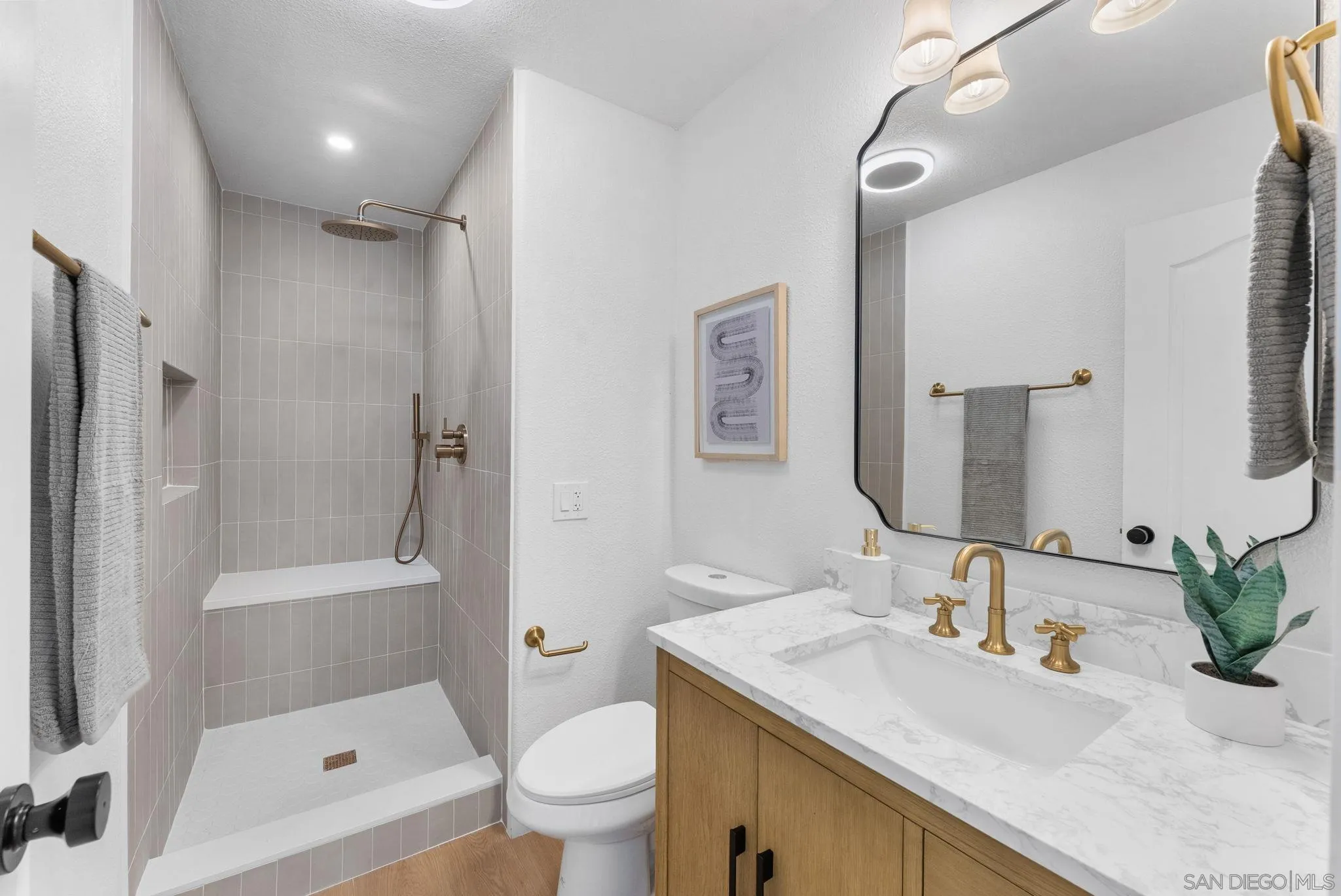 https://cdn.realtyfeed.com/cdn/127/260004537/14ac1792050a02737ef1953edf84dae0.webp