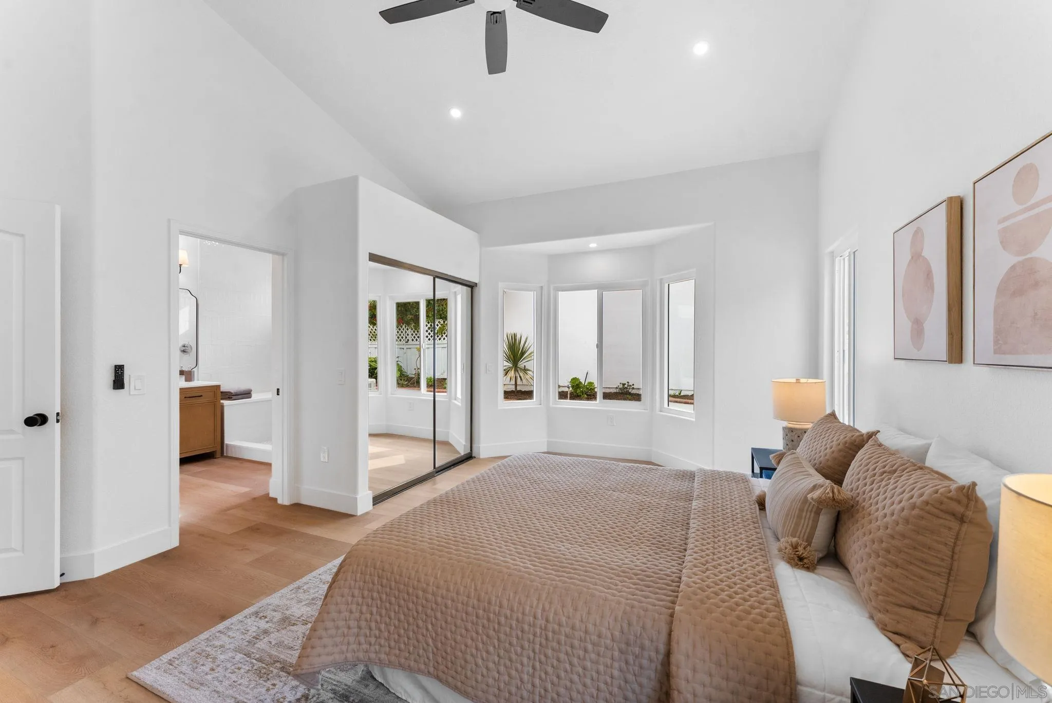 https://cdn.realtyfeed.com/cdn/127/260004537/2e665784cc60bcf689f234d0b883f059.webp