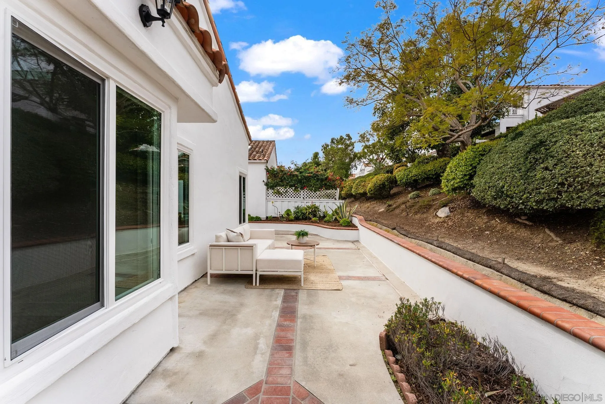 https://cdn.realtyfeed.com/cdn/127/260004537/c1b8153fc467b28f11c0405c449a61f8.webp