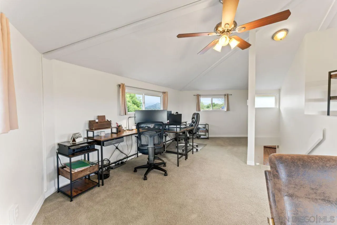 https://cdn.realtyfeed.com/cdn/127/260004541/a3301d07686cb8fba7dd800553715f32.webp