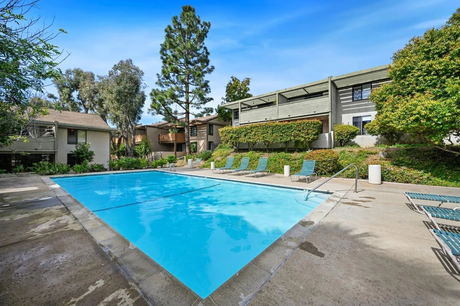 https://cdn.realtyfeed.com/cdn/127/260004542/aa483f9e312e85c03698bcf5b719d784.webp